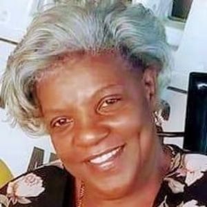 Meet your Posher, Delores